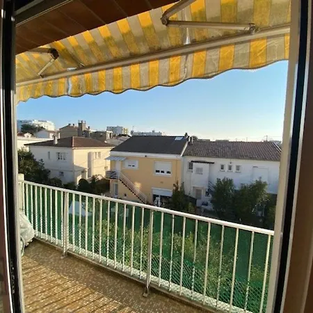 T3 Royan, Proche De La Plage, Balcon, Derniere Etage, Cuisine Equipee, Parking Facile - Fr-1-494-124 Appartamento Royan